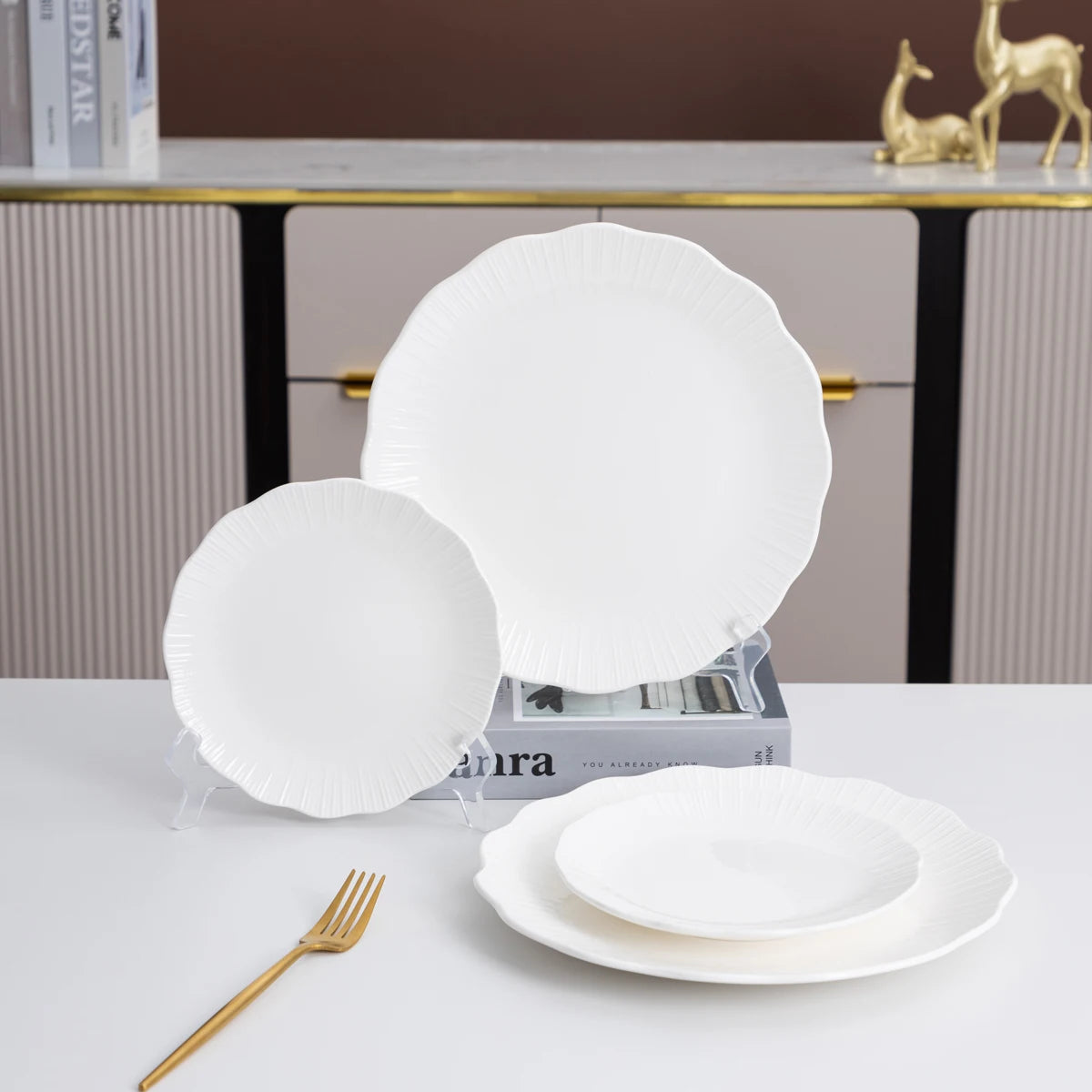 12/20-Piece Porcelain Dinner Set Elegant White Ceramic Bowls and Plates